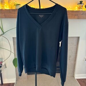 Athleta Seasoft V-neck Long Sleeve Teeshirt